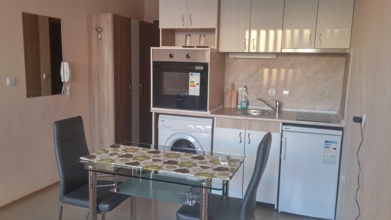 Студио Алекс Варна Varna Esterno foto